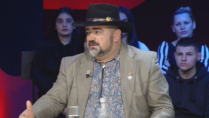 PROTESTA/ Kaubojsi thotë fjalën e fundit: Do jem në protestë bashkë me nusen!