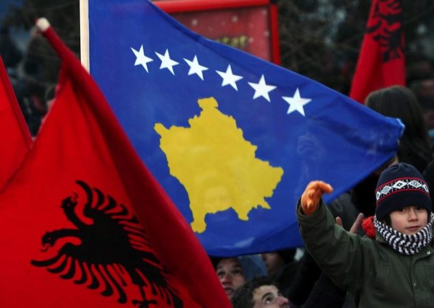 ANKETA NË KOSOVË/ 48% e qytetarëve nuk duan bashkim me Shqipërinë