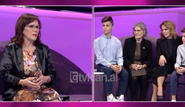 “TANI U PLAKA DHE DUA QË…”/ Vajza lë Amerikën për të jetuar me nënë e saj (VIDEO)