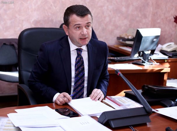 “ANËTARSIMI NË BE”/ Balla: PE kërkesë opozitës të braktisë kursin e rrezikshëm politik