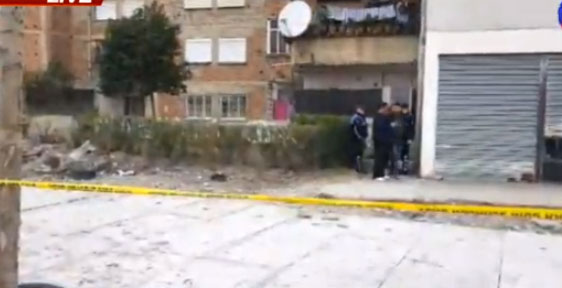 “NUK KRIHTE AS FLOKËT SE ISHTE AI XHELOZ”/ Flet fqinja pas TRAGJEDISË në Vlorë: Burri…