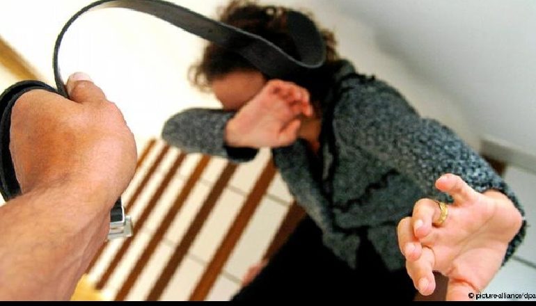 SIPAS STUDIMIT/ OSBE: Dhuna ndaj grave dominon shoqëritë në Shqipëri e Kosovë