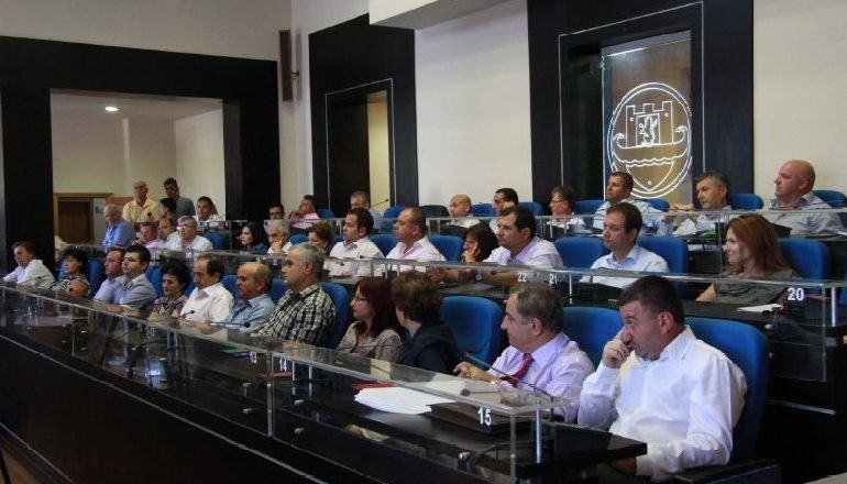 KËSHILLI BASHKIAK NË DURRËS/ Përçahet opozita: PD bojkoton, LSI i bashkohet PS-së