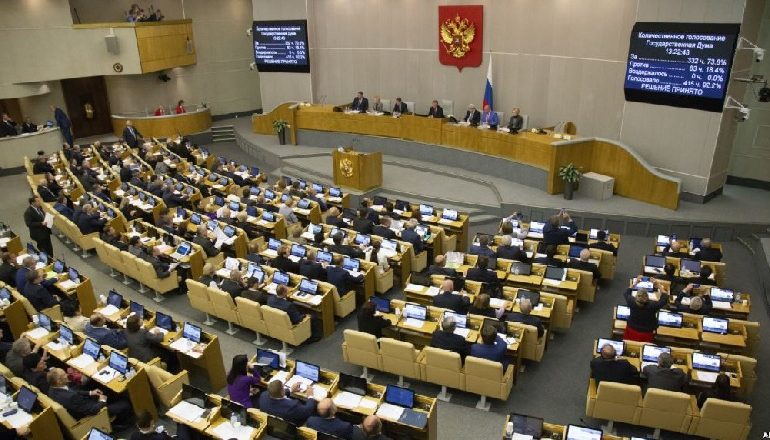 LAJMET E RREME/ Ligji në Rusi: Bllokohen portalet që shajnë qeverinë