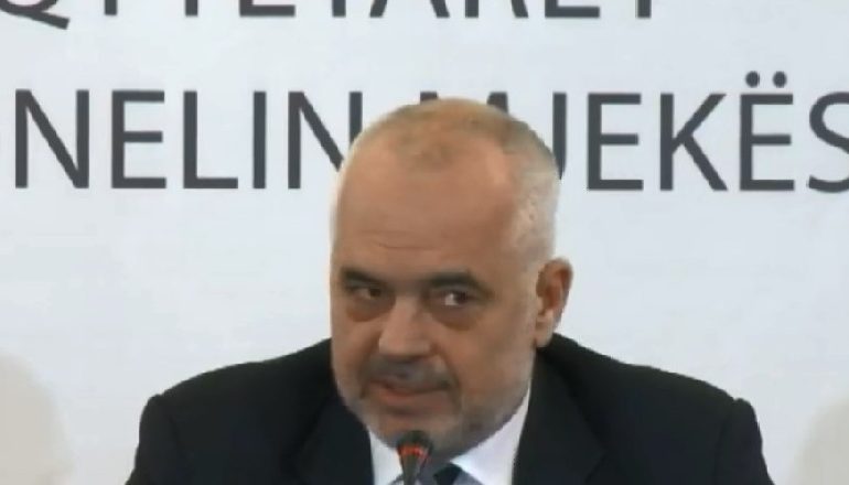 PAKETË PËR MBROJTJEN E MJEKËVE/ Rama: S’janë djaj, mos guxoni t’u prekni një fije floku (Shigjeton opozitën)
