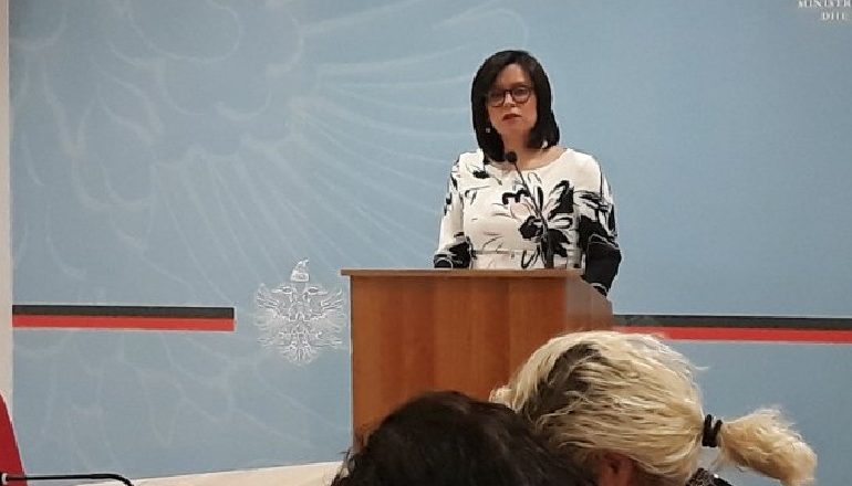 FURTUNA NË MINISTRINË E EKONOMISË/ Shkarkohen drejtoreshat e Tatimeve dhe Doganave, zbulohet kush i zëvendëson (EMRAT)