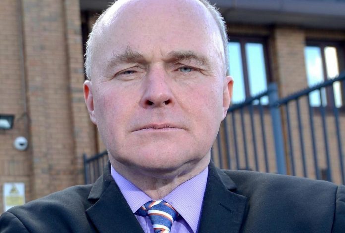 KONGRESI I PS-s/ Flet deputeti britanik John Grogan: Opozita zhgënjyese