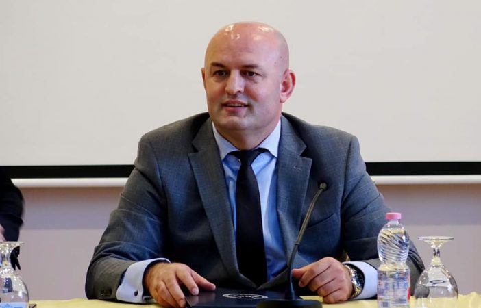 VENDIMI/ Lirohet nga detyra kreu i Hipotekës në Elbasan: Jam përpjekur të…