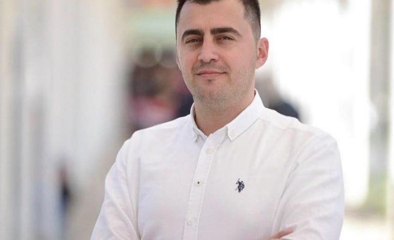PROFIL/ Kush është Gledian Llatja, kandidati i PS për Bashkinë e Elbasanit që vjen si imazhi i ri pas 12 vitesh