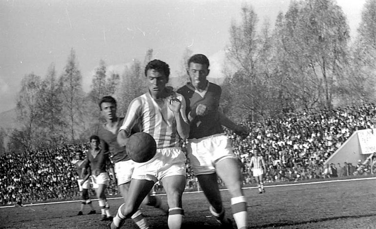 NDAHET NGA JETA ISH-FUTBOLLISTI I TIRANË ALI MEMA/ Meta: Do të mbahet mend nga të gjithë sportdashësit