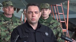 DIALOGU/ Ministri serb kërcënon Haradinajn: Mos fut ushtrinë në veri, do të ndjekim