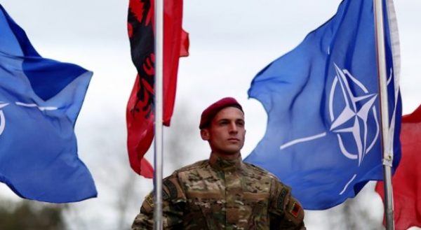 SHQIPËRIA 10 VJET NË NATO/ Aleatët mblidhen sot në Tiranë, do zhvillohen një sërë aktivitetesh