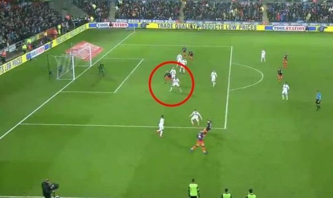 FITORE ME PËRMBYSJE NË "FA CUP"/ Aguero kualifikoi Cityn me gol të parregullt, ja prova (VIDEO)