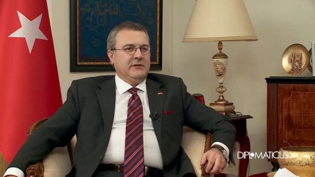 MESAZH NGA SHQIPËRIA/ Ambasadori turk: Terrorizmi të mos injektohet në kombe