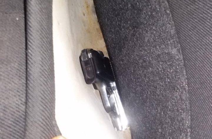 U KONTROLLUA NGA POLICIA/ Në pranga 22 vjeçari nga Fieri, iu zbulua në makinë…