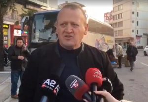 KREU I PD MERR ZEMËR NGA VOLTANA DHE KËRCËNON/ Do ta ndjekim Ramën dhe bandën që ka zaptuar parlamentin, këmba-këmbës! Vjen era gjak…