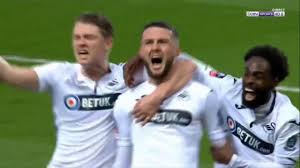 SWANSEA-MANCHESTER CITY/ "Vendasit" kalojnë në epërsi, shënon Grimes nga pika e bardhë