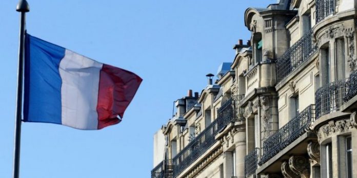 PUBLIKOHEN SHIFRAT/ Franca mbajti një stabilitetet ekonomik gjatë protestave