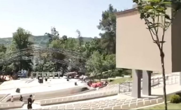 RAMA PUBLIKON VIDEON/ “Me këto pamje ju uroj një ditë të mbarë dhe Gëzuar Sulltan Novruzin…”