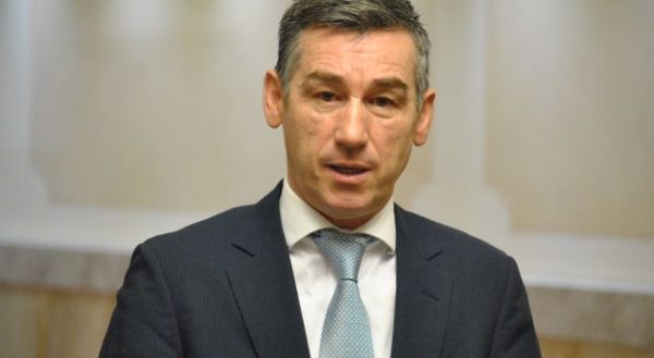 DIALOGU/ Veseli: S’mund të rri në një qeveri që dëmton raportet Kosovë-SHBA