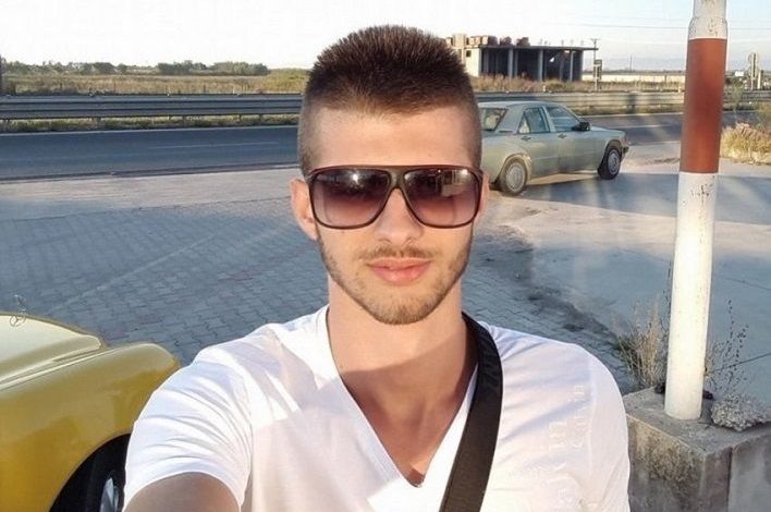 “RENDNI PAS PARASË”/ Dështon gjyqi për vrasjen e Marvi Mihalit, avokatët ndërpresin seancën: Të ofenduar nga…