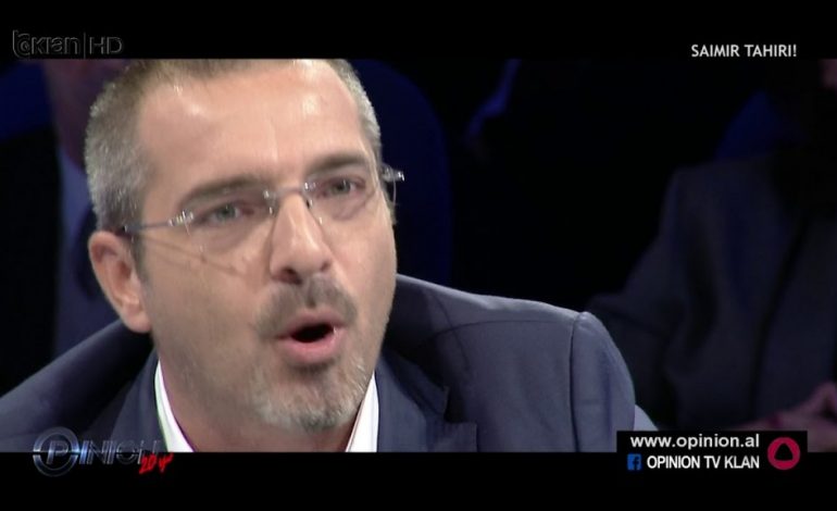 PLAS NË “OPINION”/ Tahiri humb qetësinë LIVE dhe shan gazetarin: Je një kokërr idioti (VIDEO)