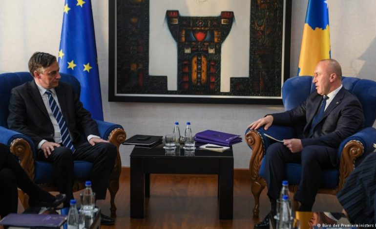 DIALOGU/ McAllister: Qeveria e Kosovës ta pezullojë taksën ndaj Serbisë