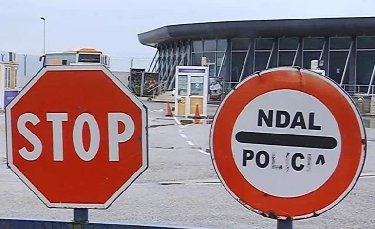 ARRESTIMI I 6 POLICËVE NË DURRËS/ Detajet e REJA: “Lista e zezë e Shengenit”, me tyre një grua me detyrë…
