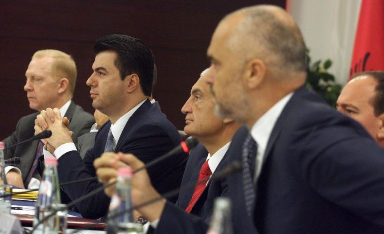 LSI “E FRIKËSUAR”/ “Ne pranojmë vetëm një tryezë dialogu, në zyrën e Ilir Metës”