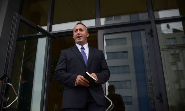 TAKSA NDAJ SERBISË/ Haradinaj: Ajo nuk e izolon Kosovën, vullneti për dialog…