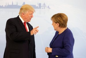 “RREZIK NË EUROPË”/ Trump paralajmëron Merkelin: Mos i hapni derën “Huawei-t”