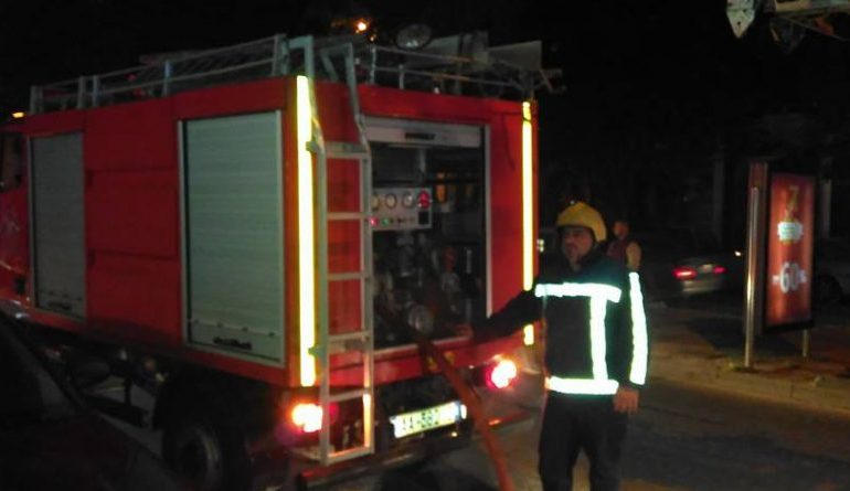E FUNDIT/ Bie zjarr në bodrumin e Ministrisë së Brendshme, pranë dhomave të…