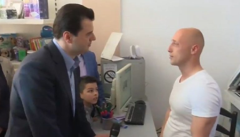 VIZITA NË MALËSINË E MADHE/ Basha: Të zbardhen vrasjet në Shkodër ose shteti ka dorë