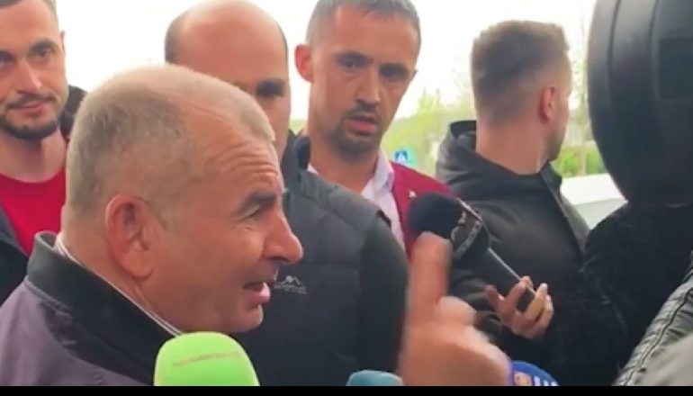 OPOZITA KUNDËR/ Banorët e Kodër-Kamzës në mbrojtje të shkollës së re: Shyqyr erdhi kjo ditë… (VIDEO)
