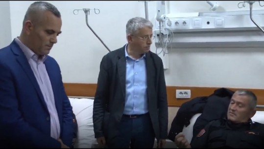 5 POLICË TË PLAGOSUR/ Lleshaj në spital: Organizatorët e protestës do të mbajnë përgjegjësi ligjore (VIDEO)