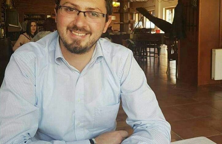 “THEU VENDIMIN E PARTISË”/ Kush është “JURISTI” Andi Përmeti, që pranoi të marr MANDATIN e PD-s (FOTO)