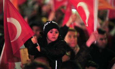 ZGJEDHJET NË TURQI/ Partia e Erdogan humb zgjedhjet në 3 qytetet më të mëdha të vendit