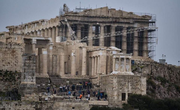 “ÇMENDET” MOTI/ Akropoli mbyll dyert për turistët, shmangia e icidenteve…