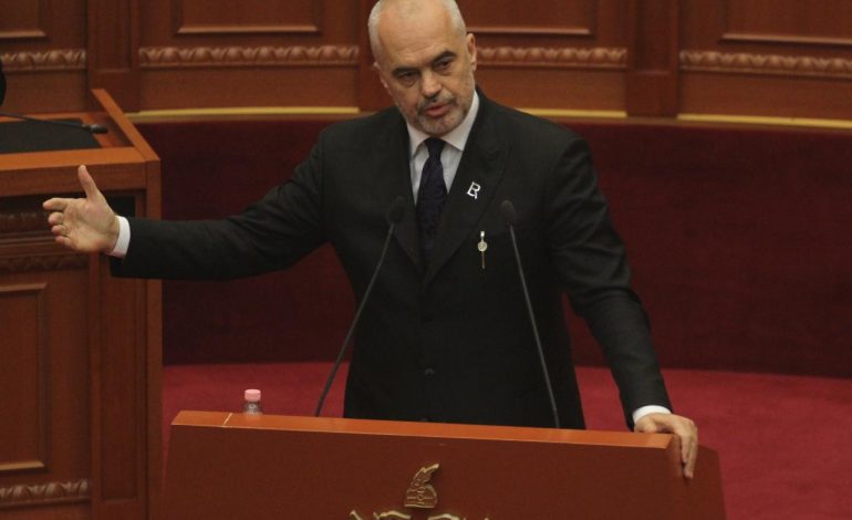 “BINDJA DEMOKRATIKE”/ Rama i përgjigjet akuzave: Ja kush e futi Astrit Patozin në zgjedhje. Hajdarin e kam parë…