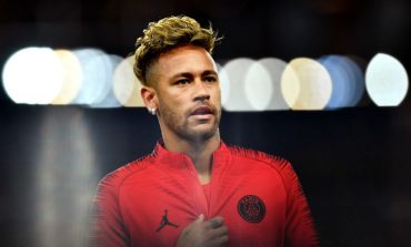 U PYET PËR SHIJEN E TIJ TË FUTBOLLIT/ Neymar ‘nxit’ spekulimet: Dëshiroj të luaj në një skuadër me...