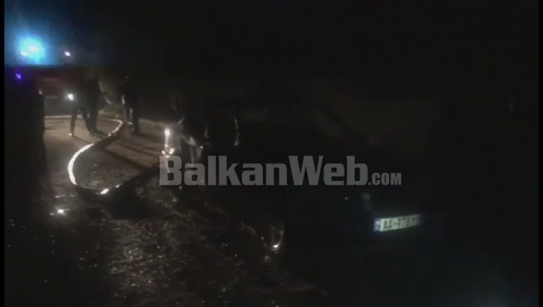 TË SHTËNAT NË FIER/ Detajet: Drejt dyqanit të materialeve për makina, autorët largohen me BMW dhe e djegin…