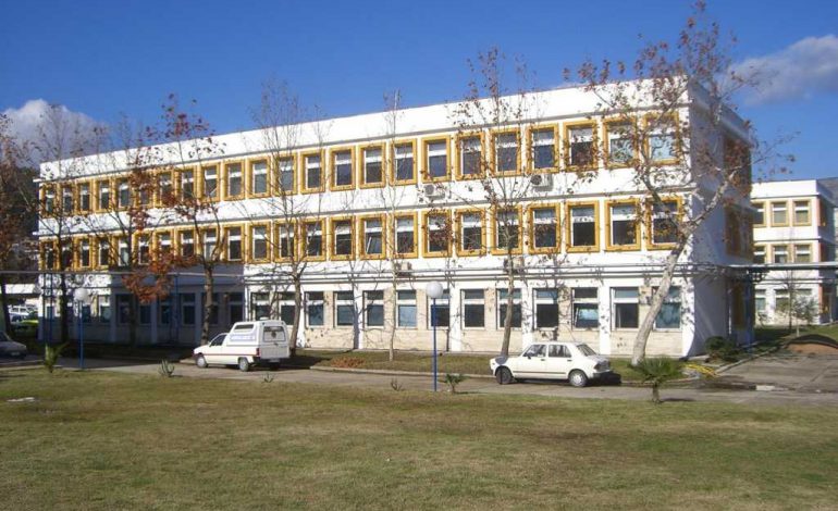 FAMILJA E GJEN PA NDJENJA/ I riu dërgohet i vdekur në spital. Dyshohet se… (EMRI)