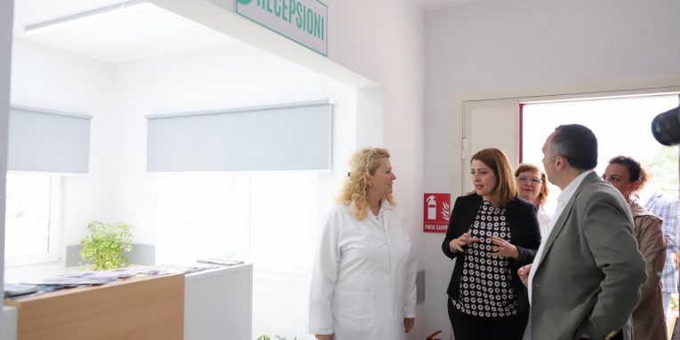 STARNDART I LARTË/ Manastirliu në Velipojë: Përparësi qendrave shëndetësore në zonat turistike