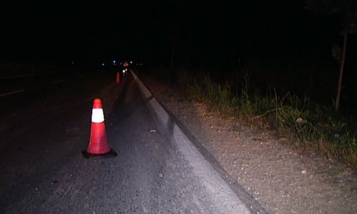 E RËNDË NË KORÇË/ Makina përplas motoçikletën, PLAGOSET çifti