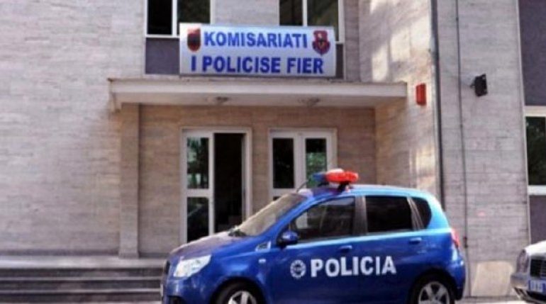 I VURI ZJARRIN KULLOTAVE/ Policia ndalon 68-vjeçarin (EMRI)