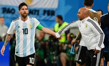 "PO E SHKATËRROJNË PLESHTIN"/ Ish-trajneri mbron: Tifozët argjentinas nuk kënaqen me Messin, sepse ne...