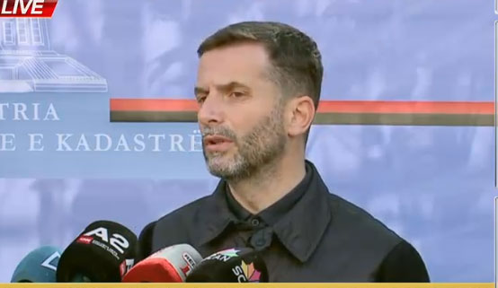 PREZANTOHET DREJTORI I RI I KADASTRËS/ Apeli i zv.kryeministrit: Do ta ndjek vetë, mos paguani asgjë sepse…