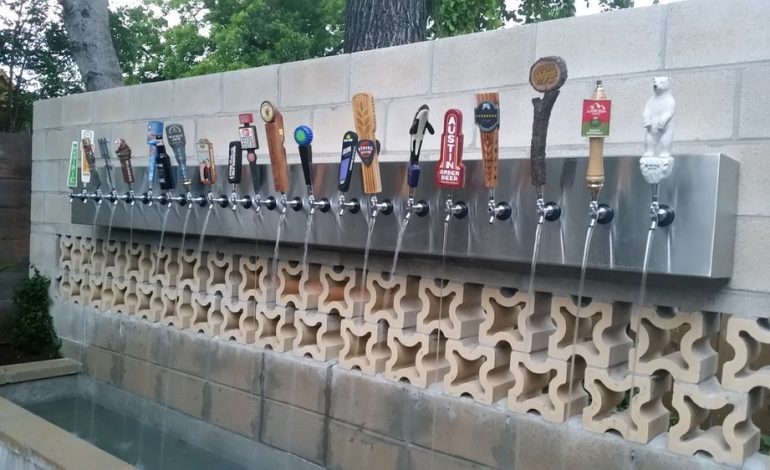 E PABESUESHME APO JO? Sllovenia inauguron çezmën e parë publike të birrës në rrugë