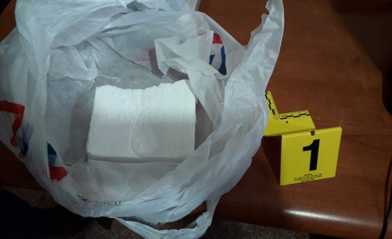 OPERACIONI ANTIDROGË/ Shkatërrohet grupi kriminal, 9 të arrestuar (EMRAT)