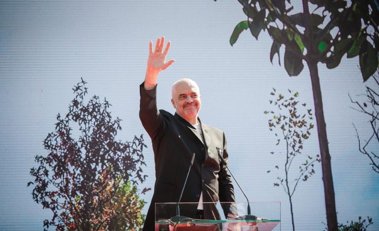 INTERVISTA/ Rama për SiViaggia: Shqipëria një Itali e vogël